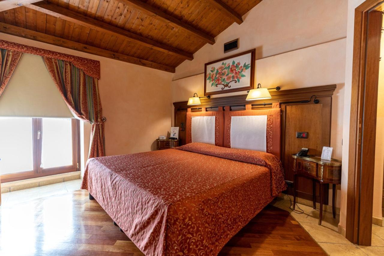 Relais Abbazia Santa Anastasia Resort&Winery Castelbuono  Bagian luar foto