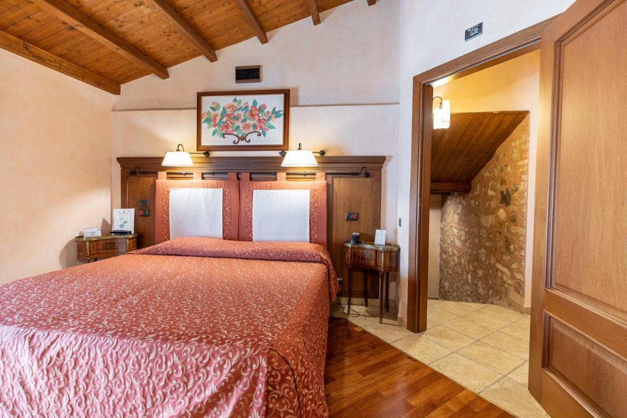 Relais Abbazia Santa Anastasia Resort&Winery Castelbuono  Bagian luar foto