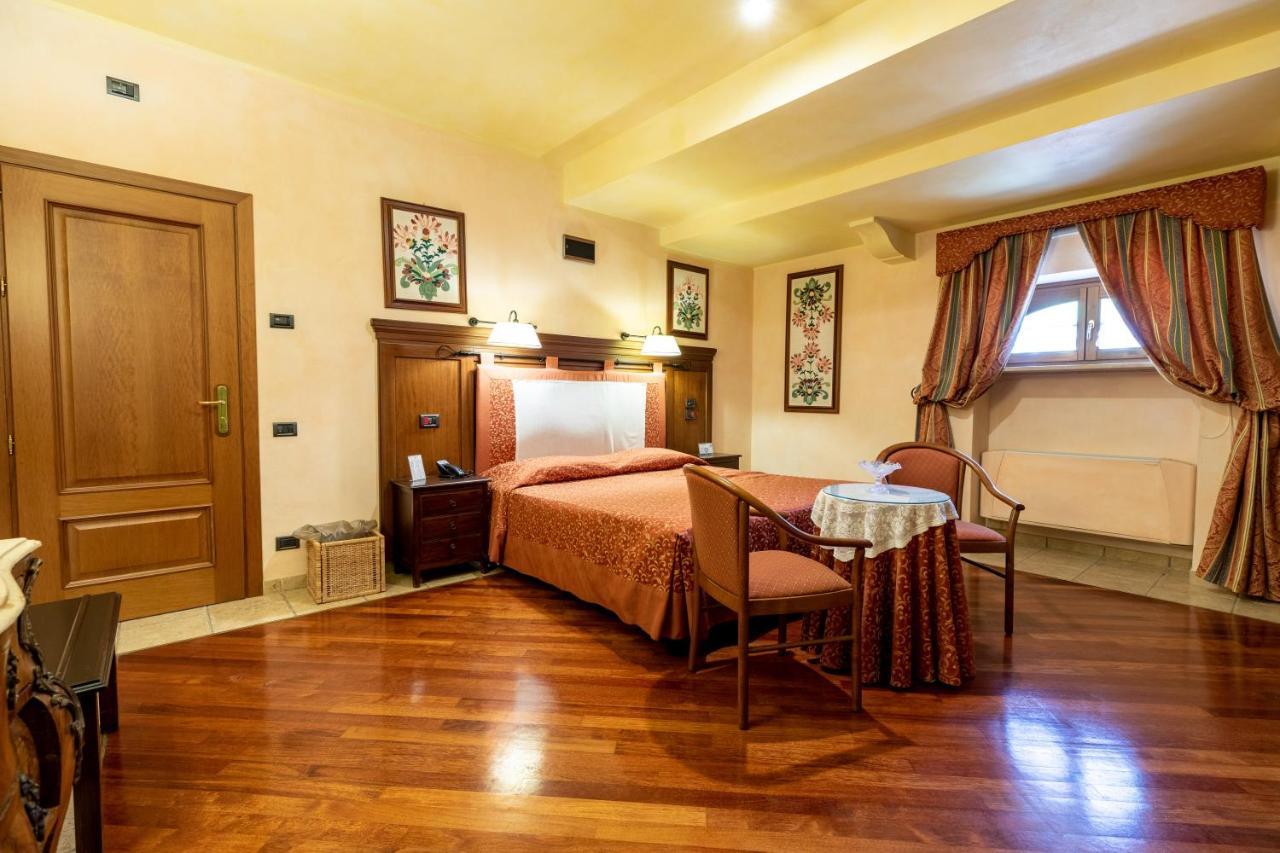 Relais Abbazia Santa Anastasia Resort&Winery Castelbuono  Bagian luar foto