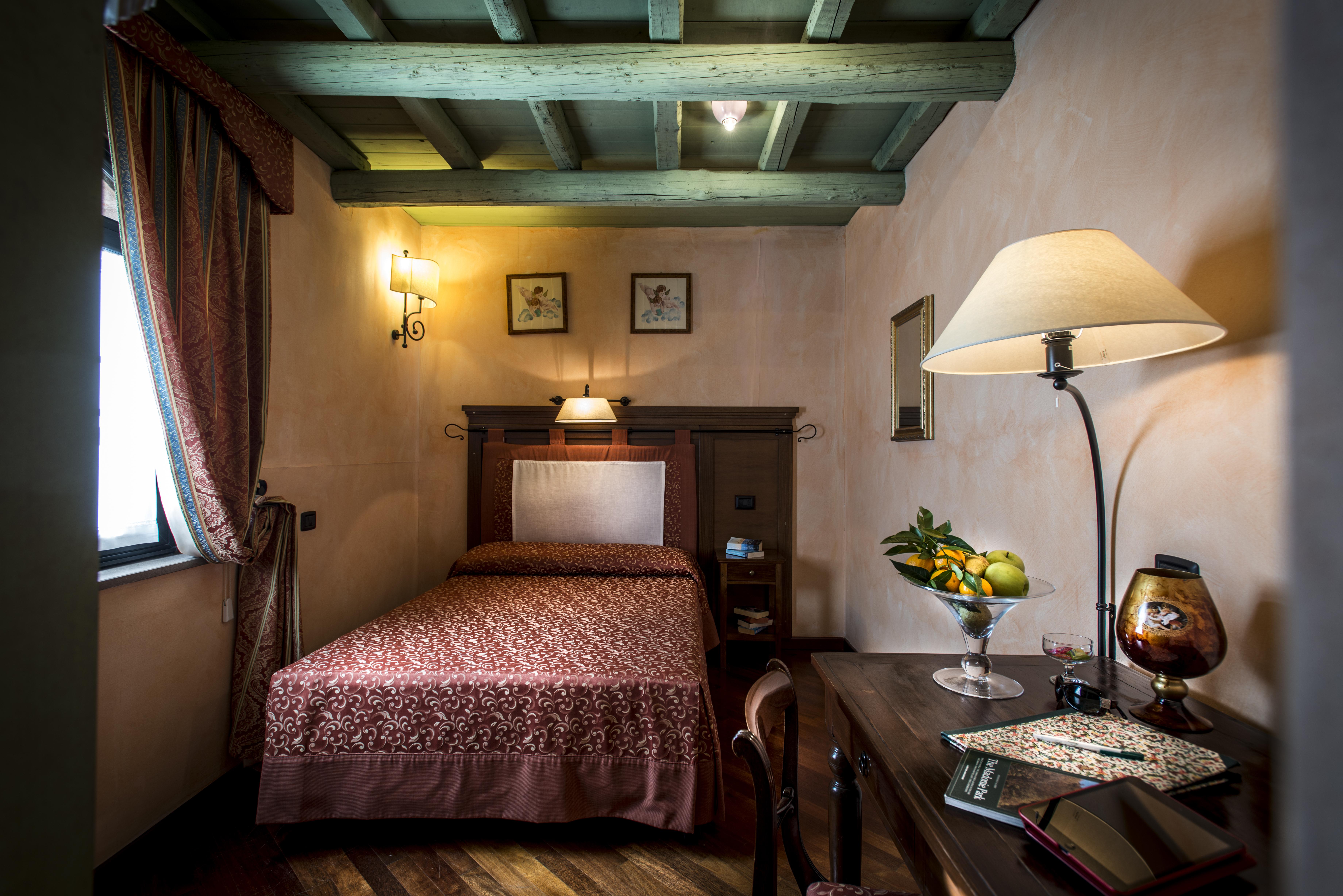 Relais Abbazia Santa Anastasia Resort&Winery Castelbuono  Bagian luar foto
