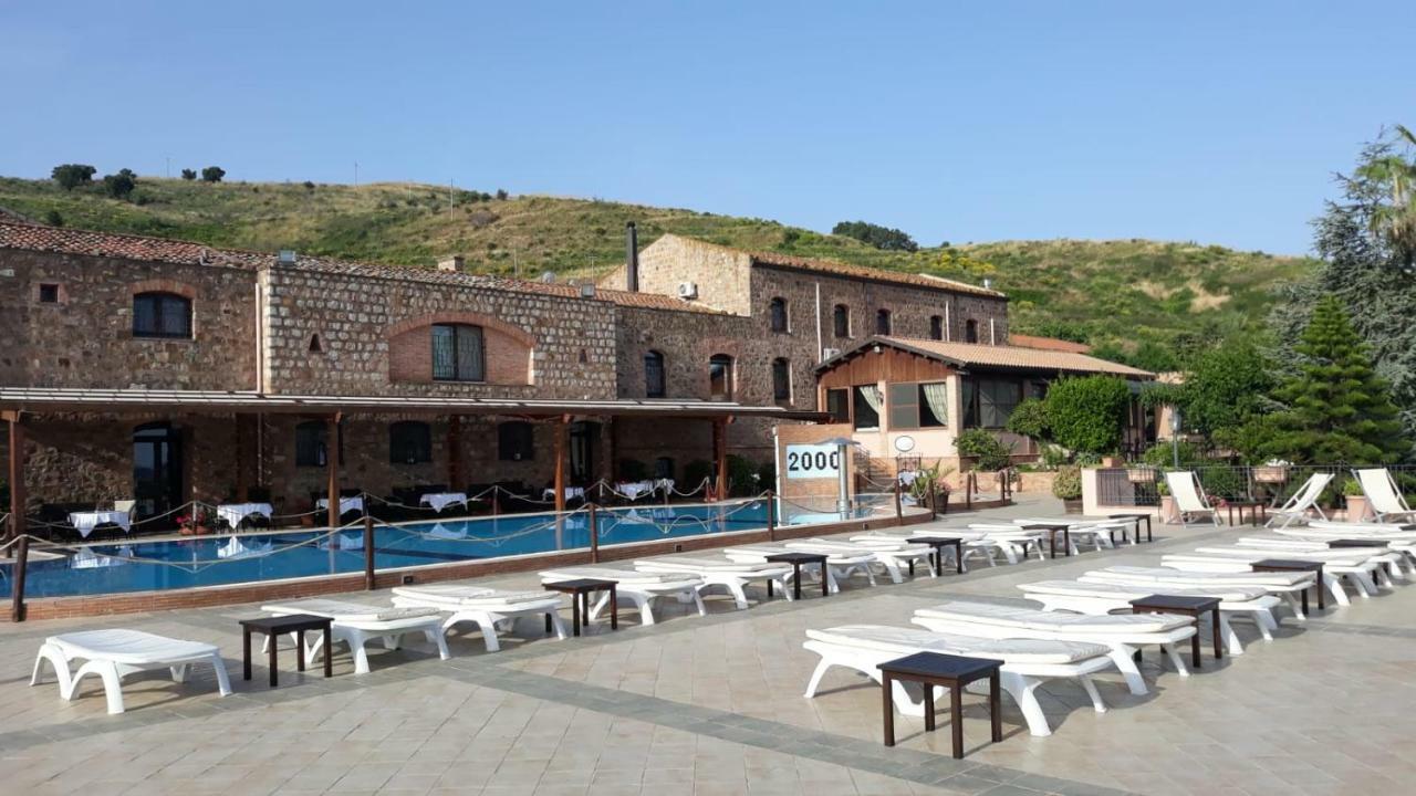 Relais Abbazia Santa Anastasia Resort&Winery Castelbuono  Bagian luar foto